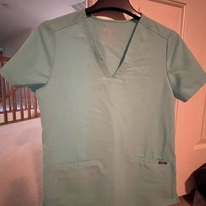 FIGS fresh aqua scrub set